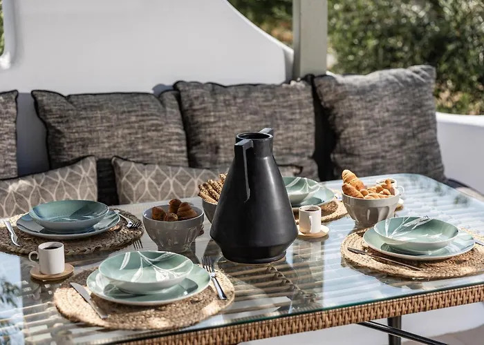 Arsenis Luxury Villas