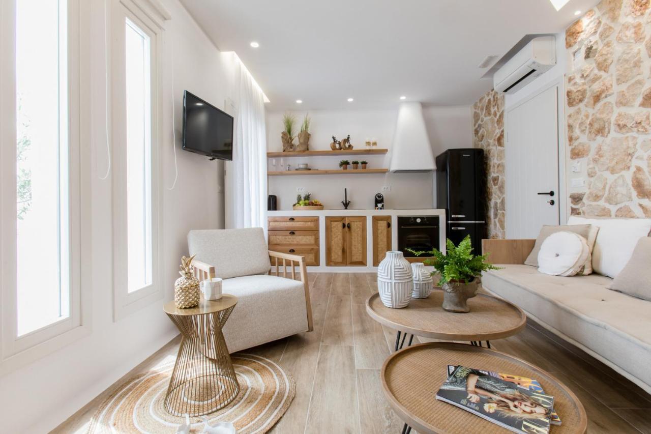 Arsenis Luxury * Pláka