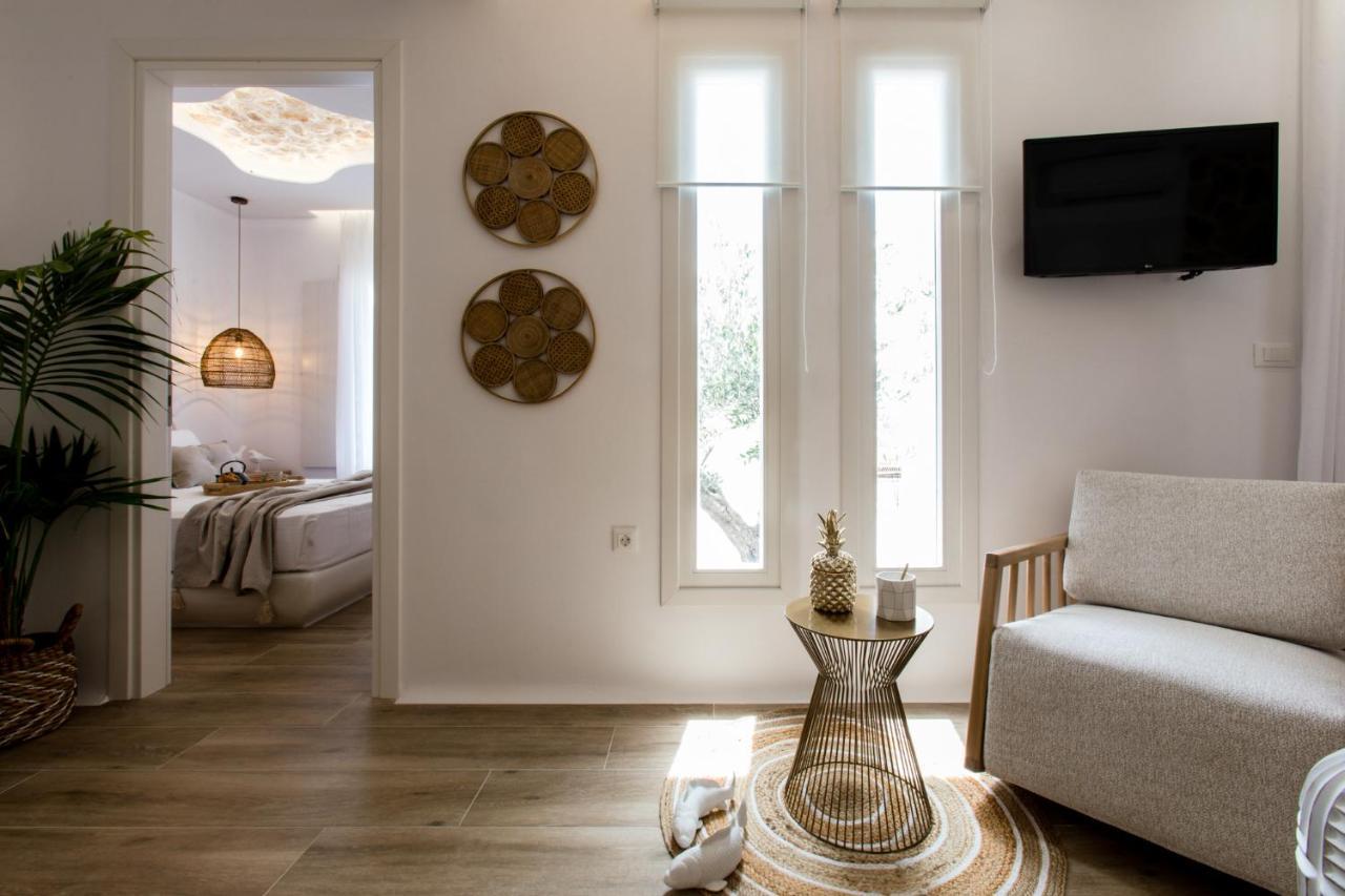 Arsenis Luxury *